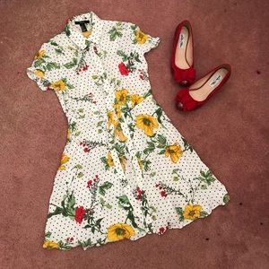 FOREVER 21 FLORAL SWING DRESS